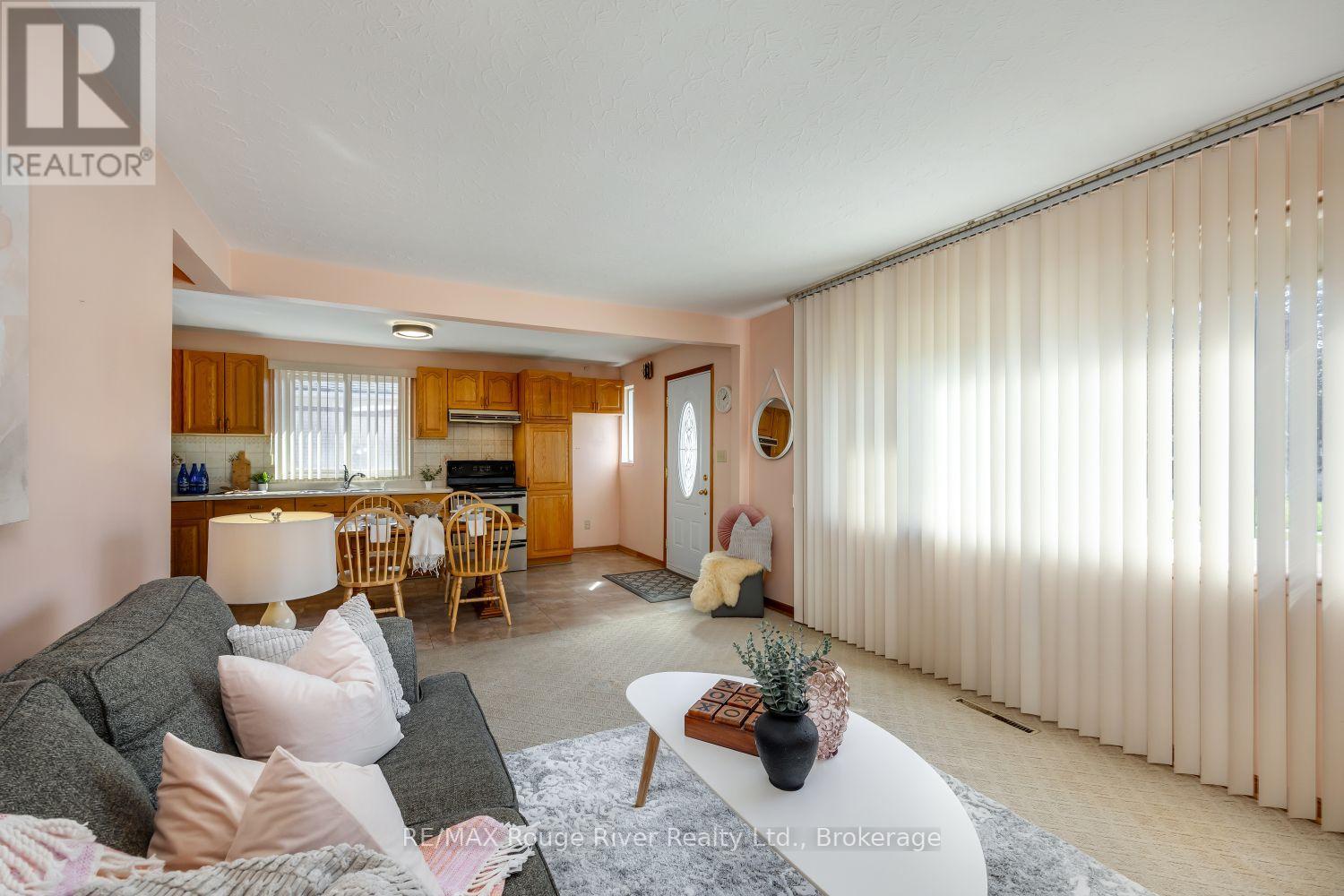 287 Guelph Street Property Photo 17