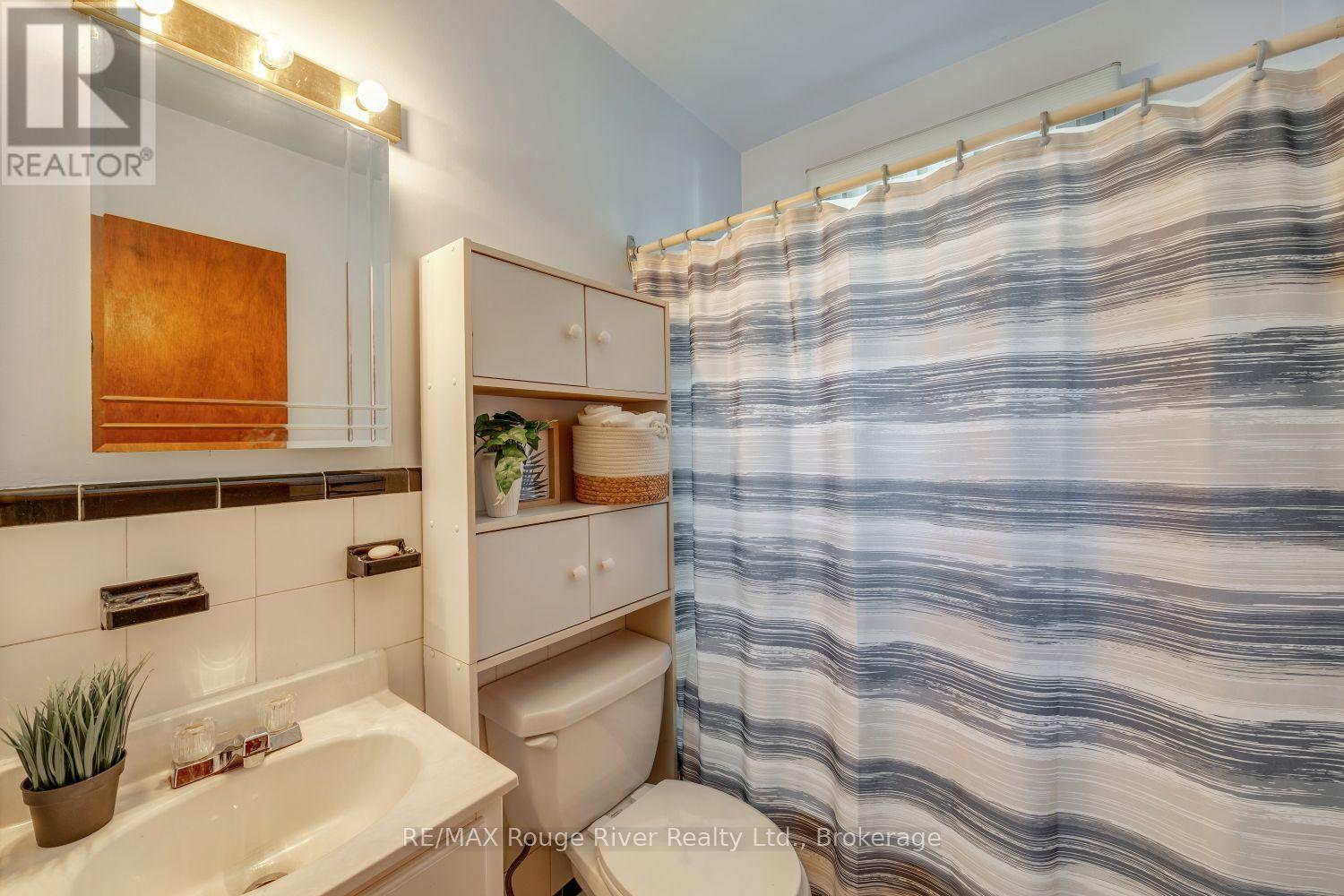 287 Guelph Street Property Photo 23
