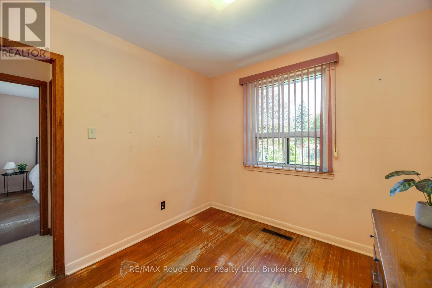 287 Guelph Street Property Photo 25