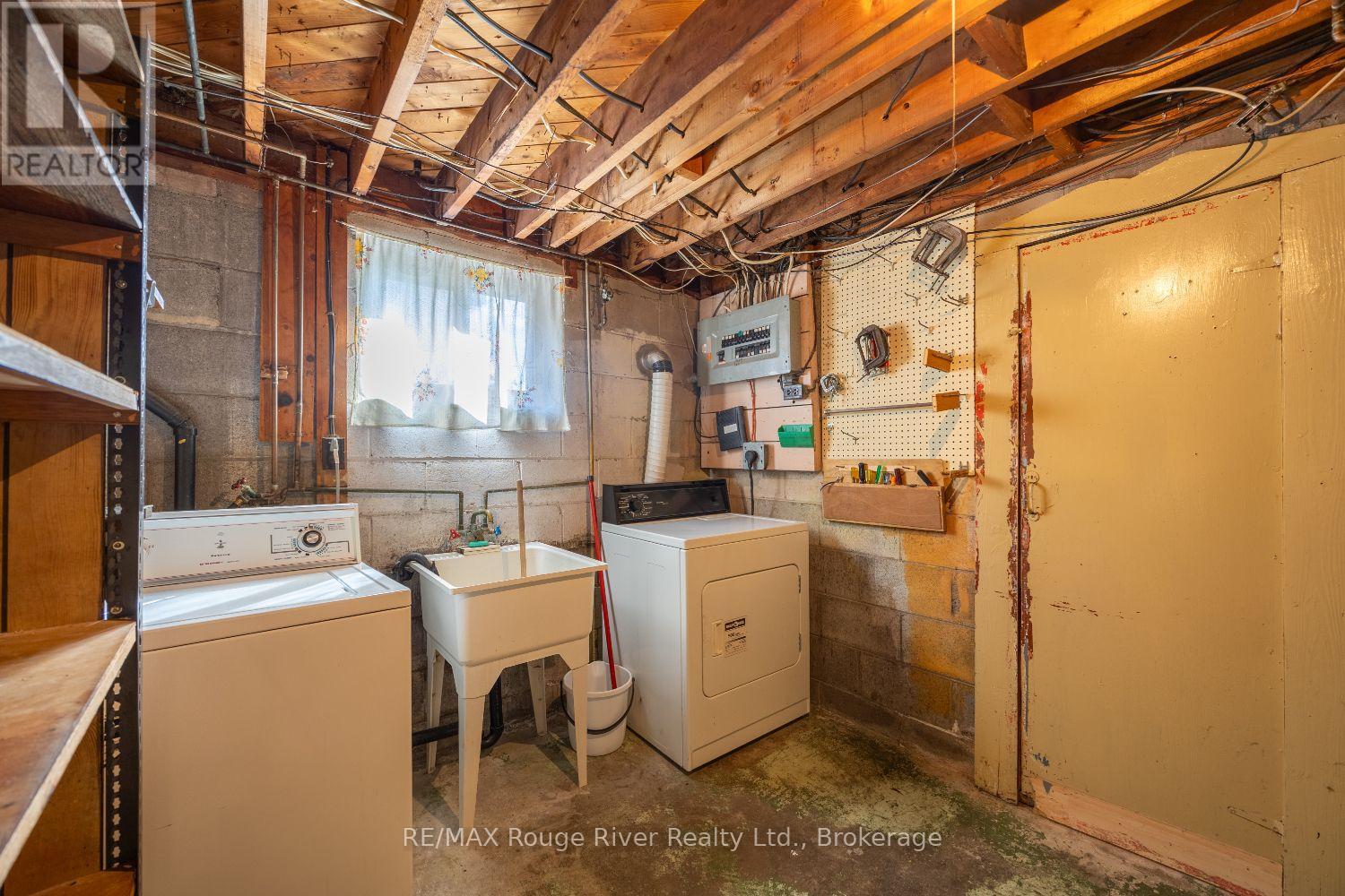 287 Guelph Street Property Photo 33