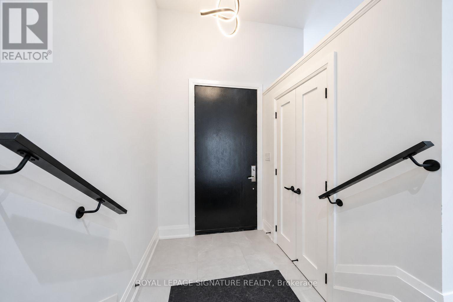 540b Pharmacy Avenue Property Photo 3