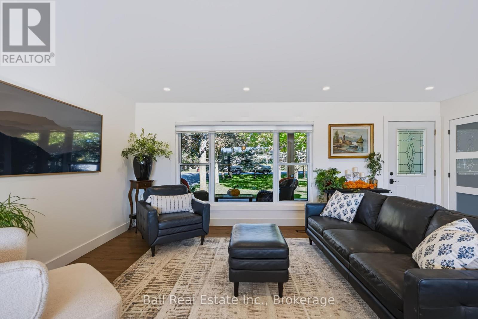 7 Murray Street Property Photo 6