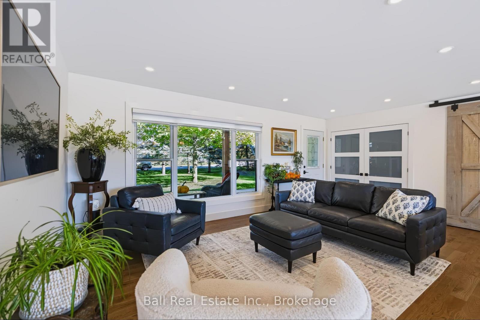 7 Murray Street Property Photo 7