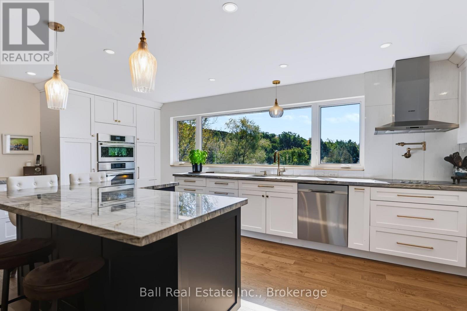 7 Murray Street Property Photo 15