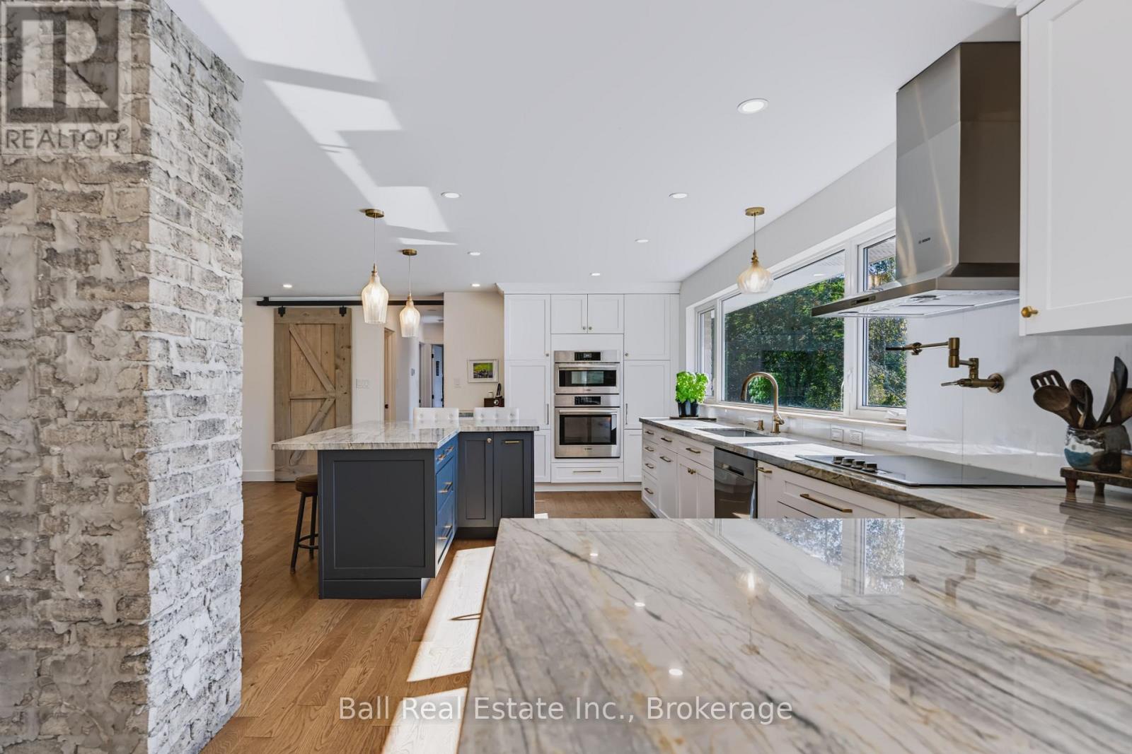 7 Murray Street Property Photo 17