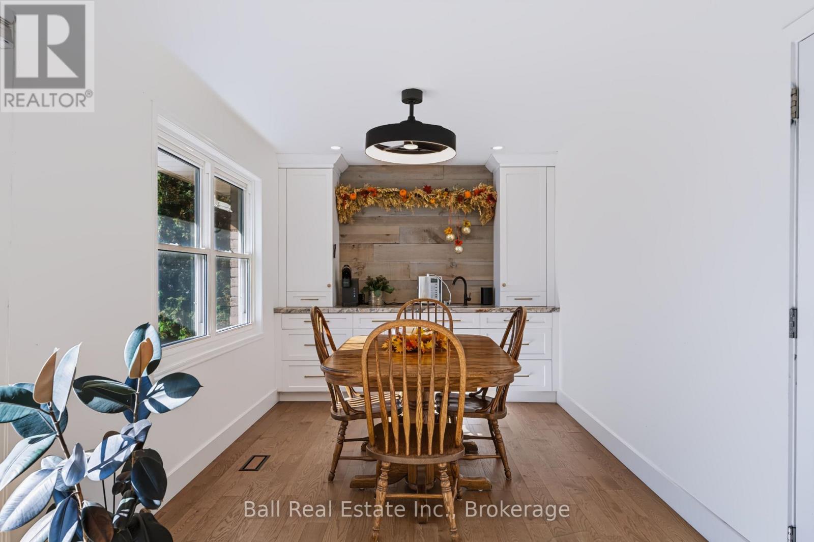 7 Murray Street Property Photo 20
