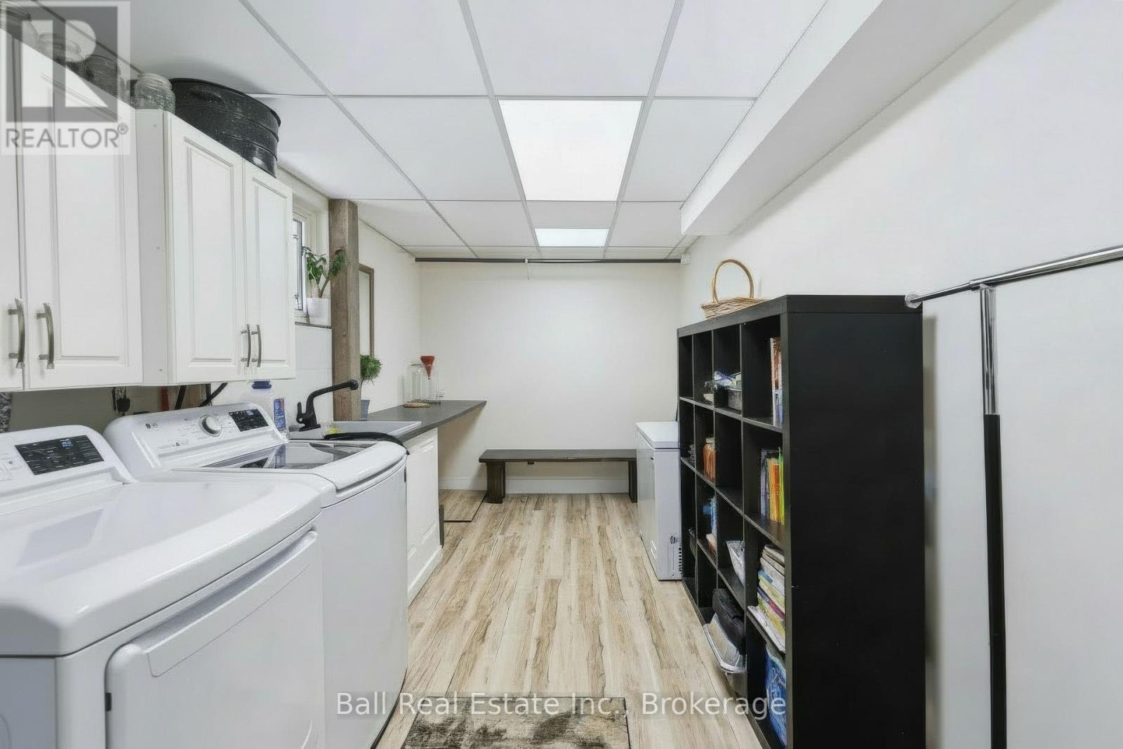 7 Murray Street Property Photo 38