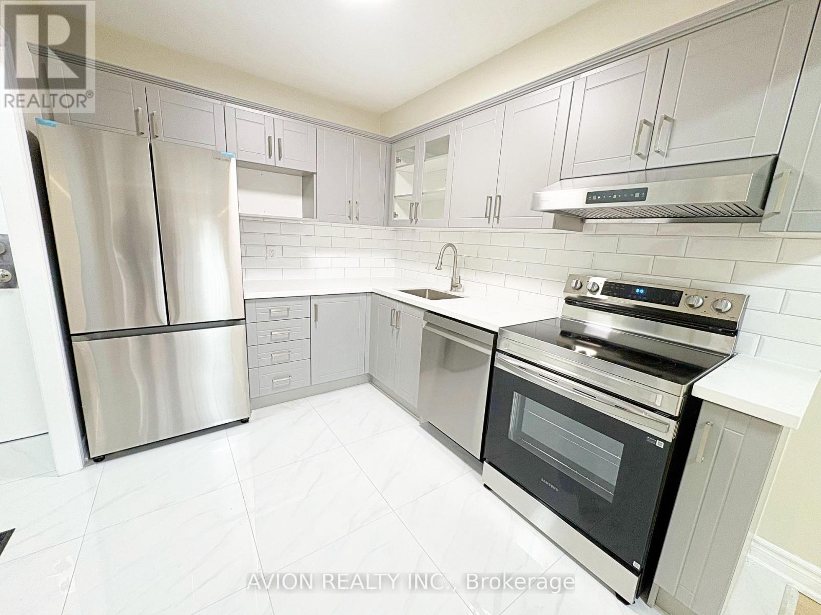 202 - 4091 SHEPPARD AVENUE Property Photo 1