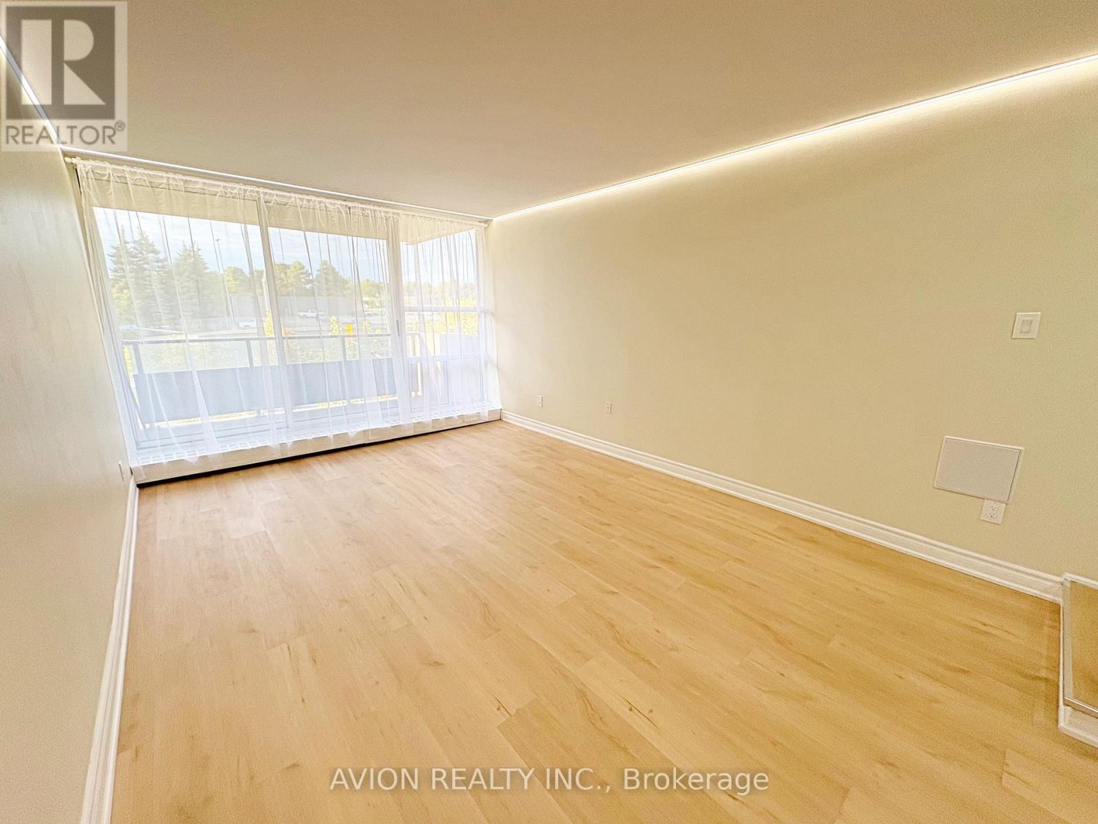 202 - 4091 Sheppard Avenue Property Photo 11