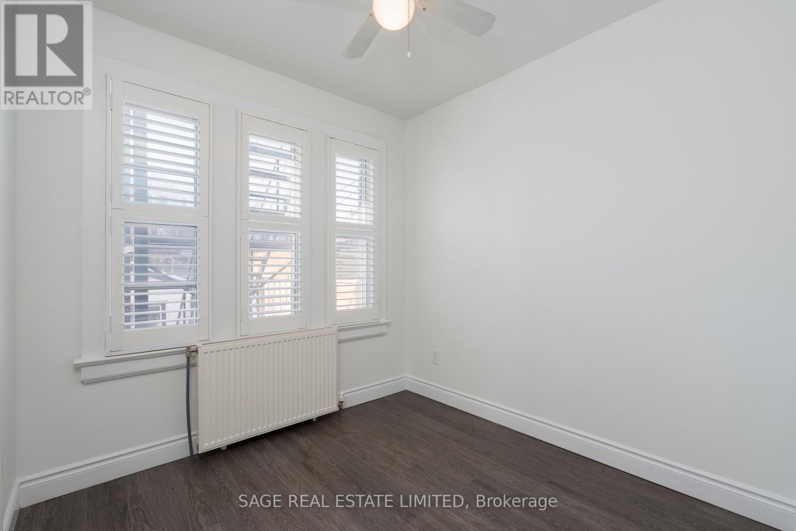1b - 8 Brookmount Road Property Photo 7