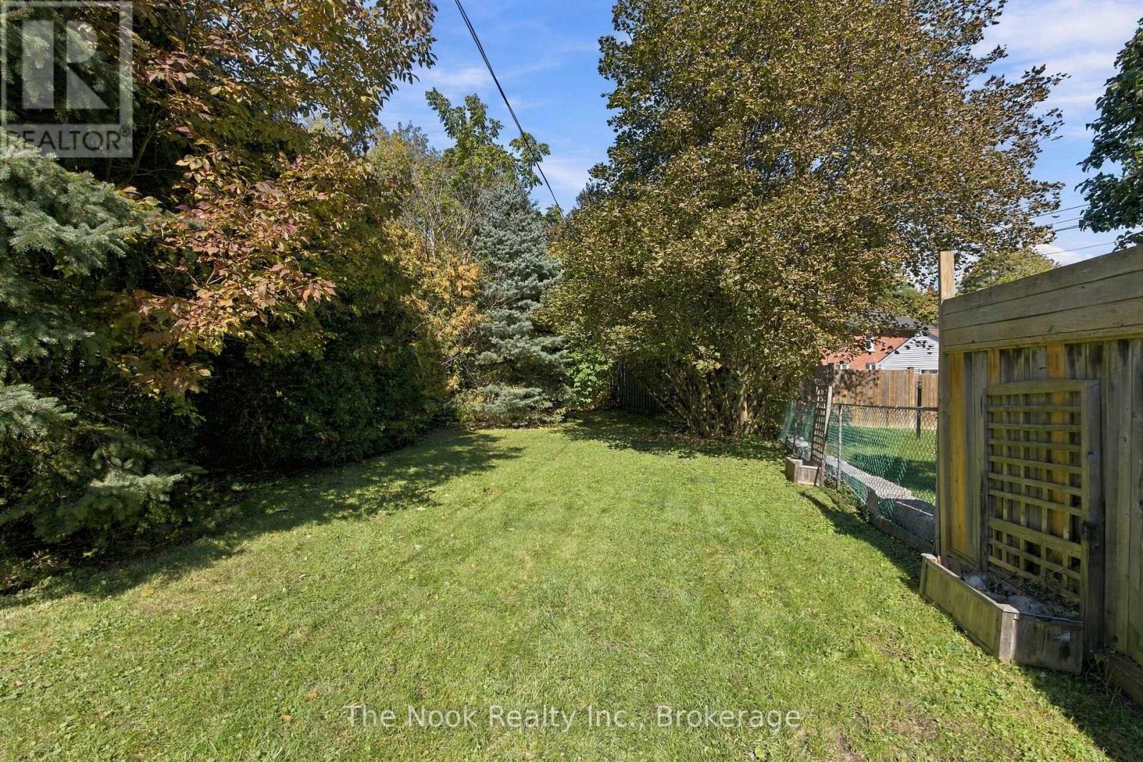 64 Wellington Street Property Photo 5