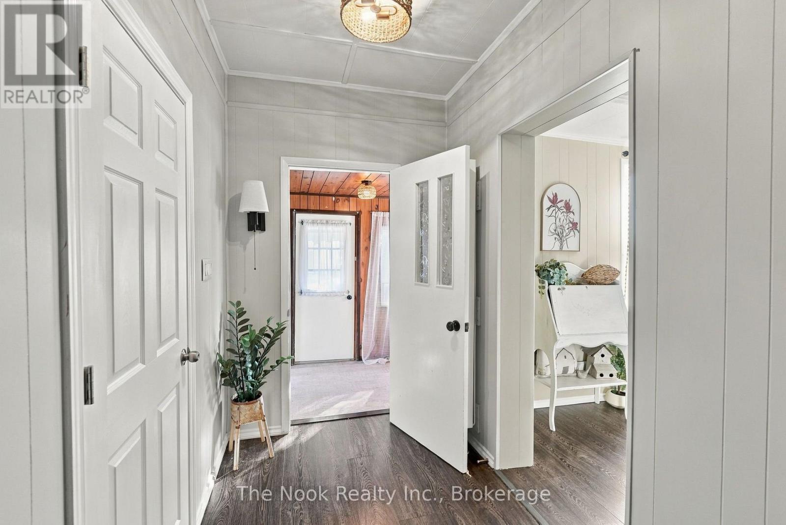 64 Wellington Street Property Photo 10