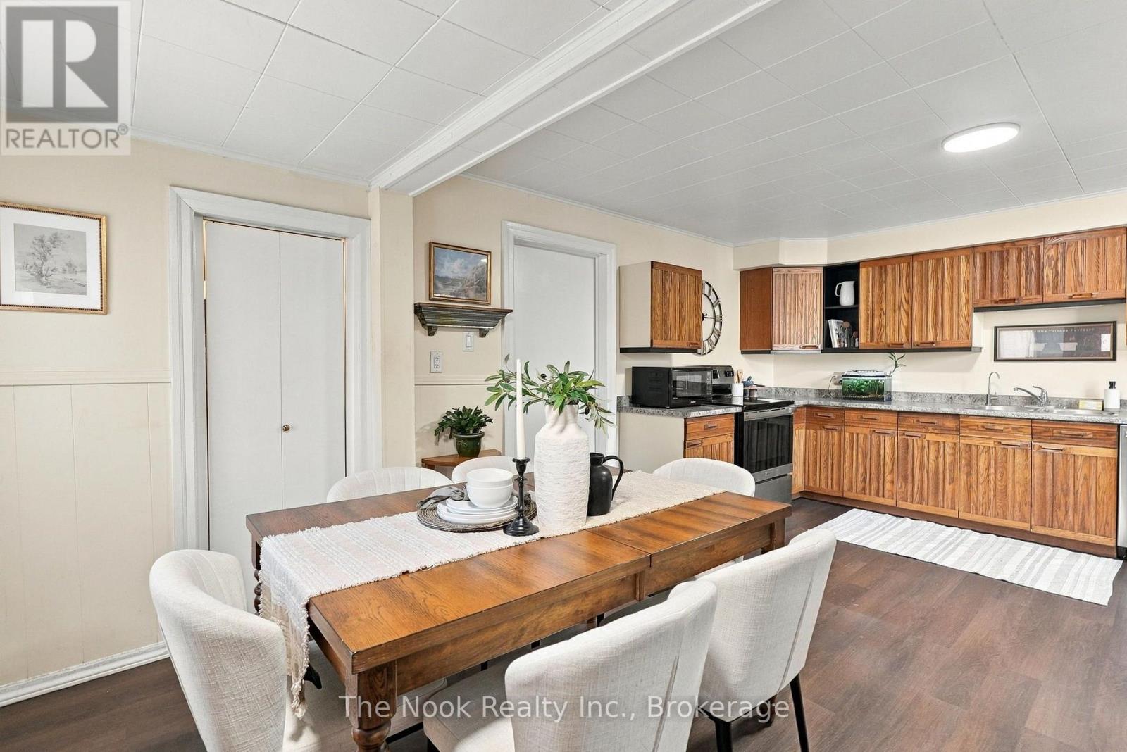 64 Wellington Street Property Photo 20
