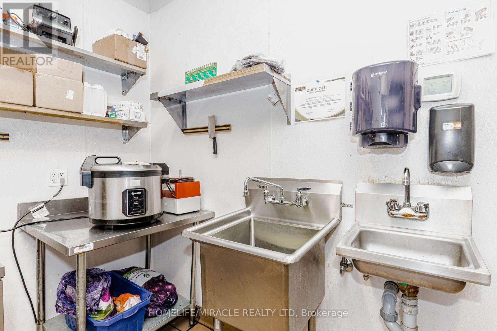 4 - 6015 Steels Avenue E Property Photo 25