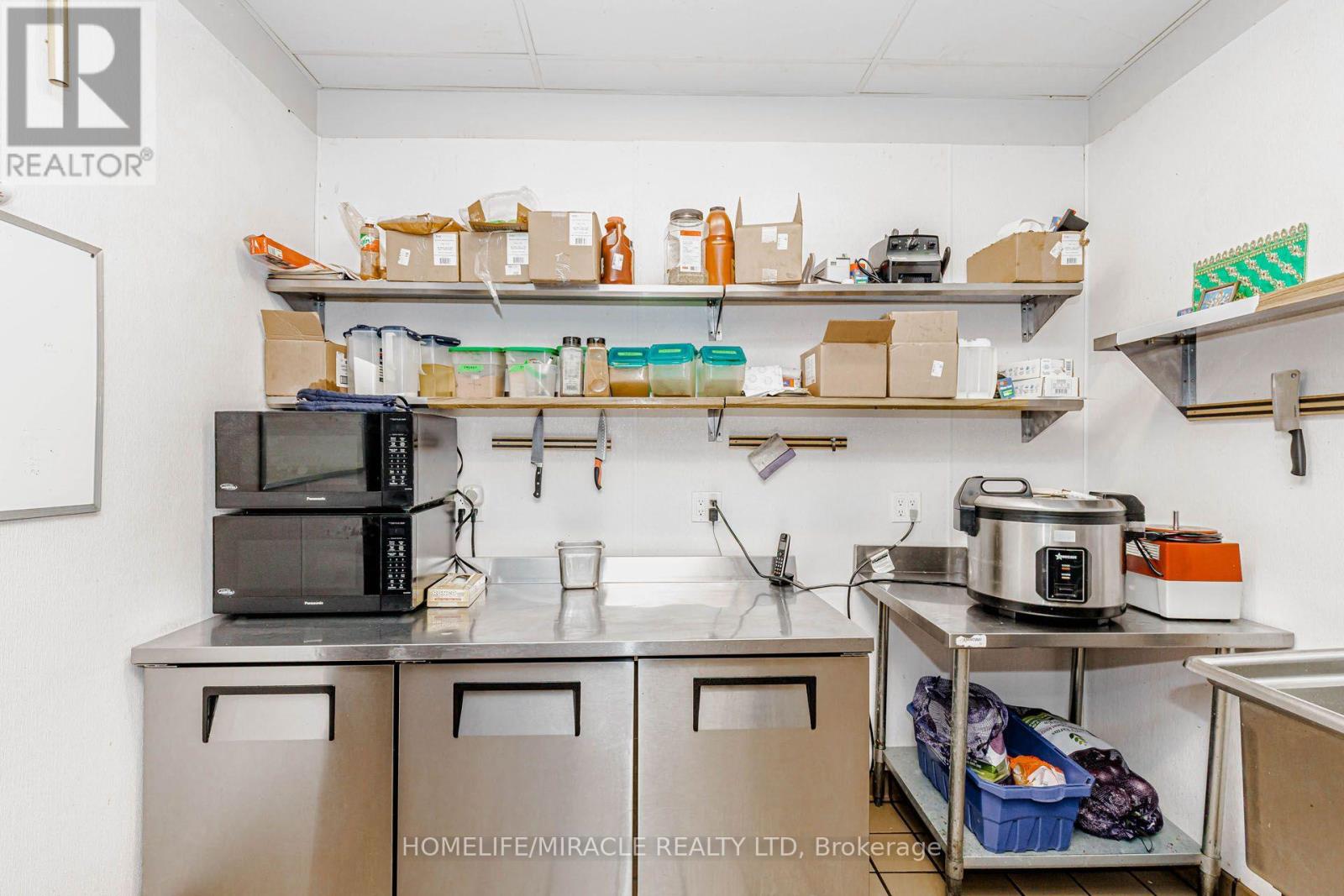 4 - 6015 Steels Avenue E Property Photo 26