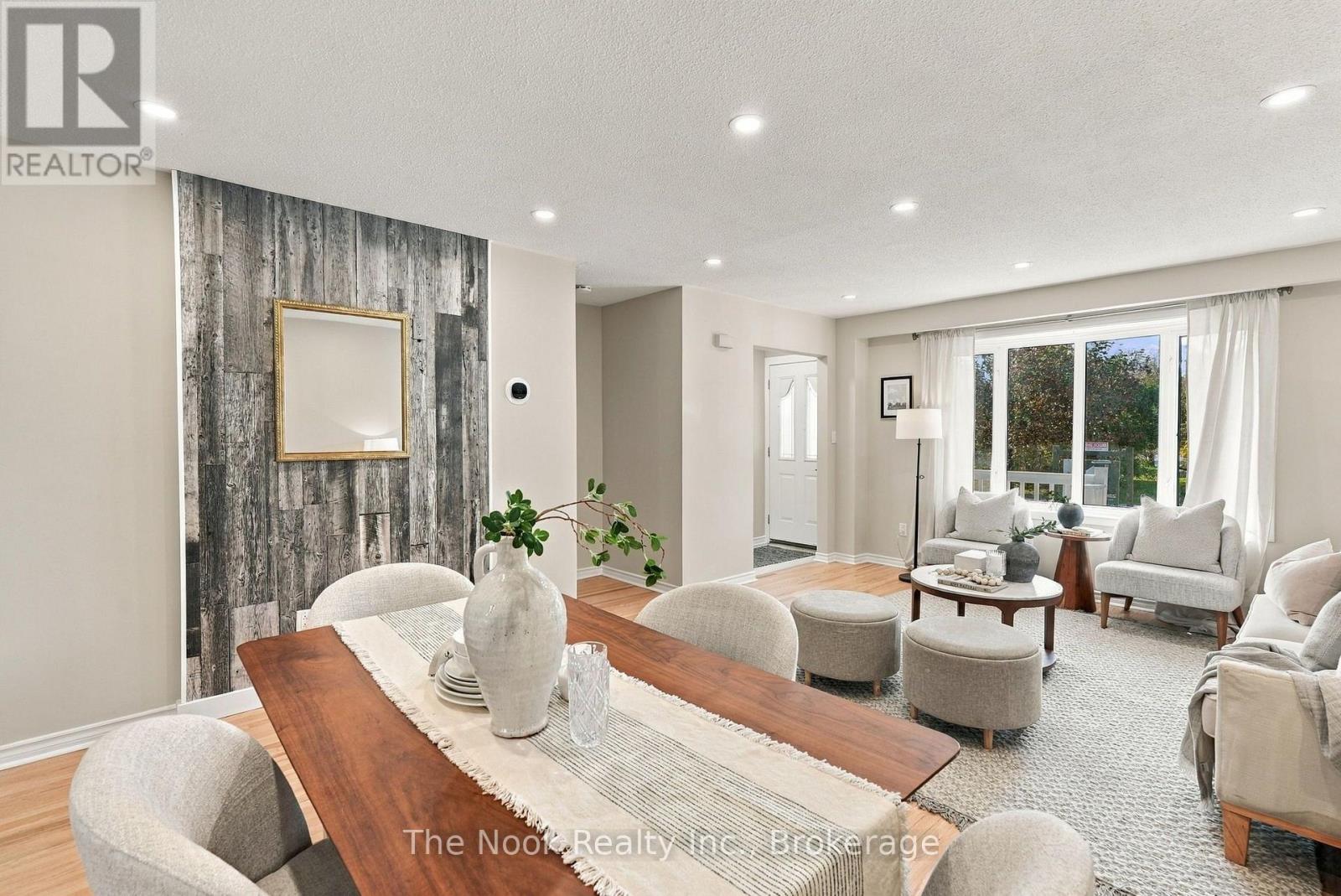 456 Harcourt Drive Property Photo 12