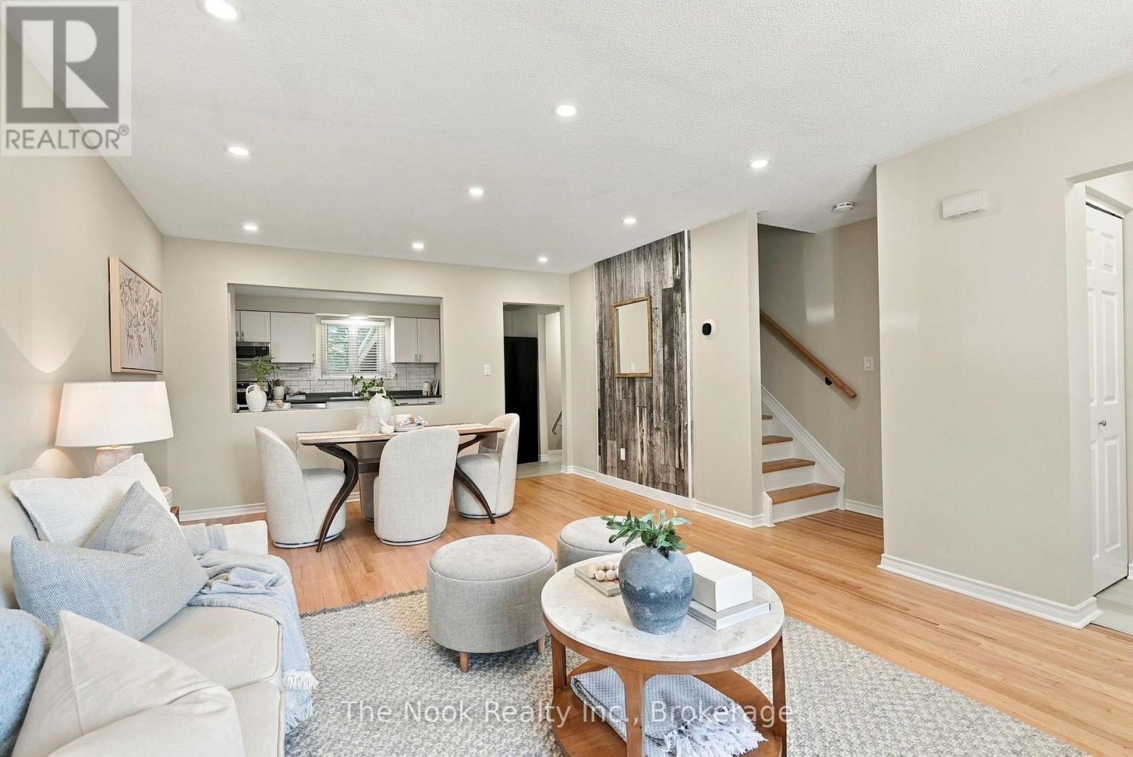 456 Harcourt Drive Property Photo 13