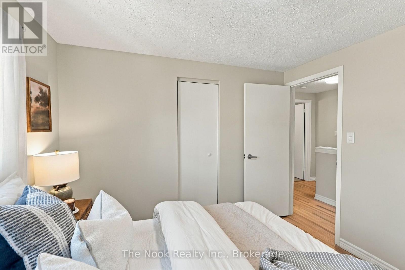 456 Harcourt Drive Property Photo 30