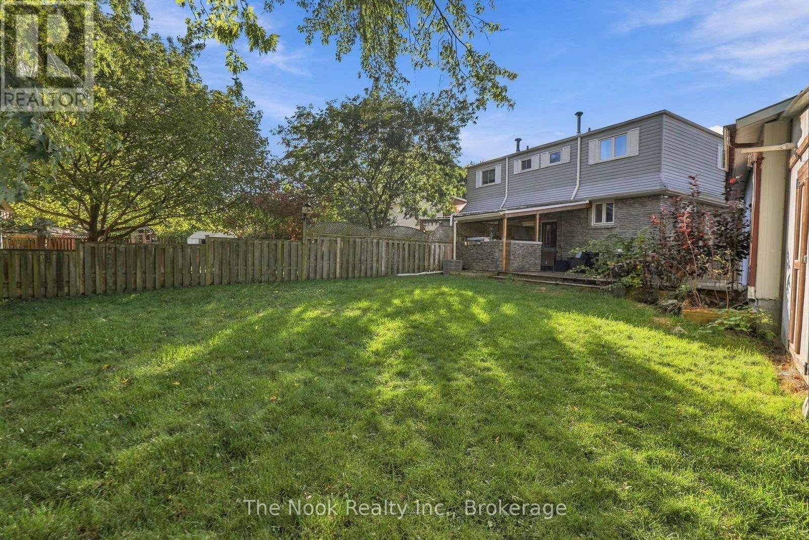 456 Harcourt Drive Property Photo 43