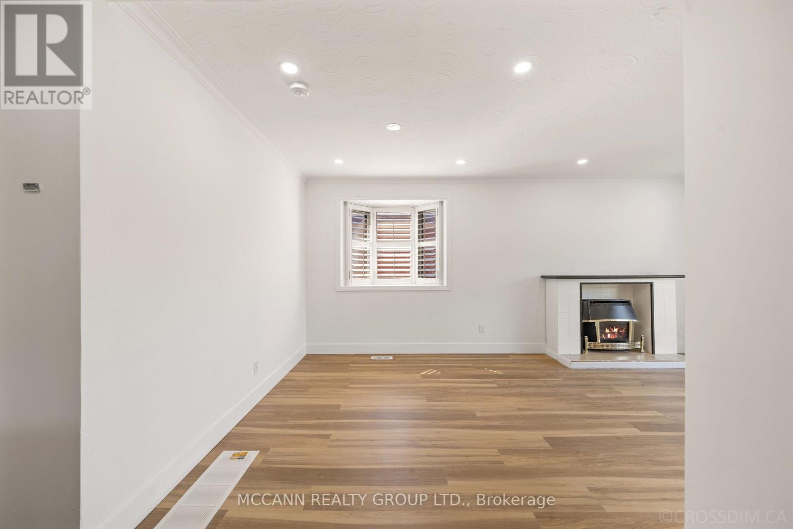 17 Barlow Road Property Photo 8