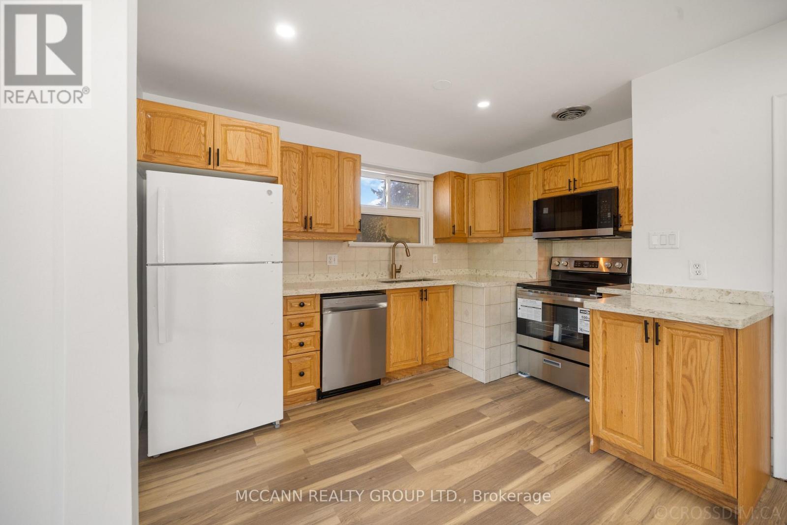 17 Barlow Road Property Photo 9
