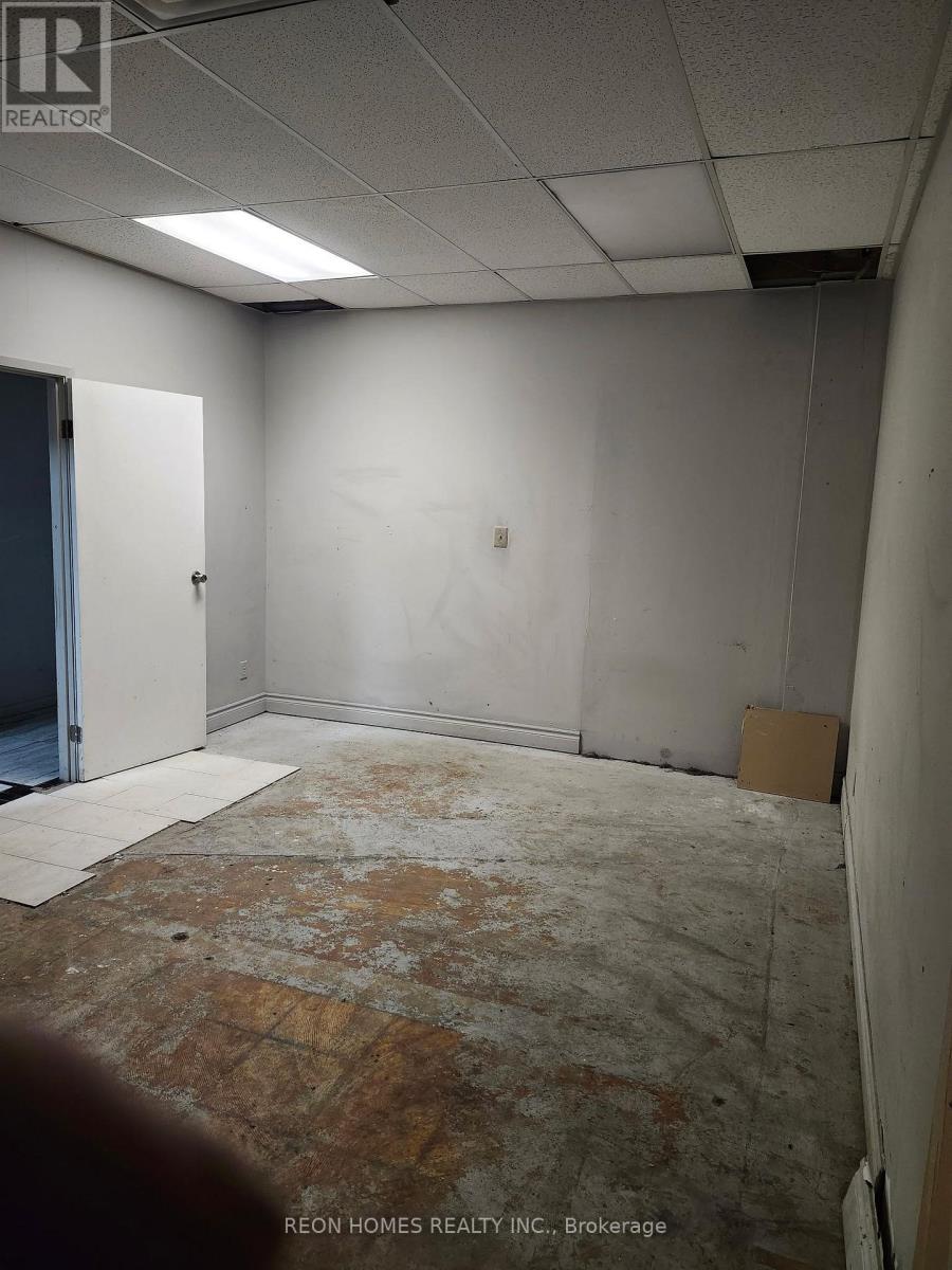 2a - 45 Bloor Street Property Photo 4