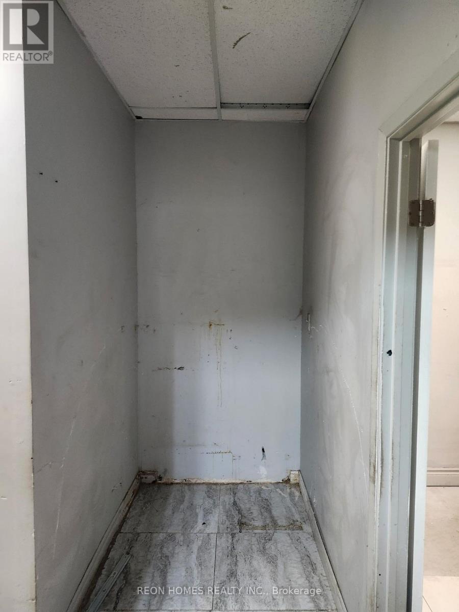 2a - 45 Bloor Street Property Photo 9