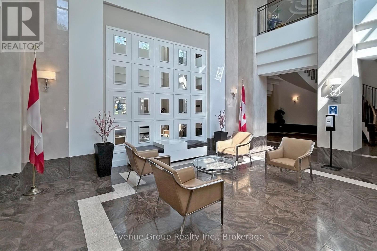 1527 - 68 Corporate Drive Property Photo 3
