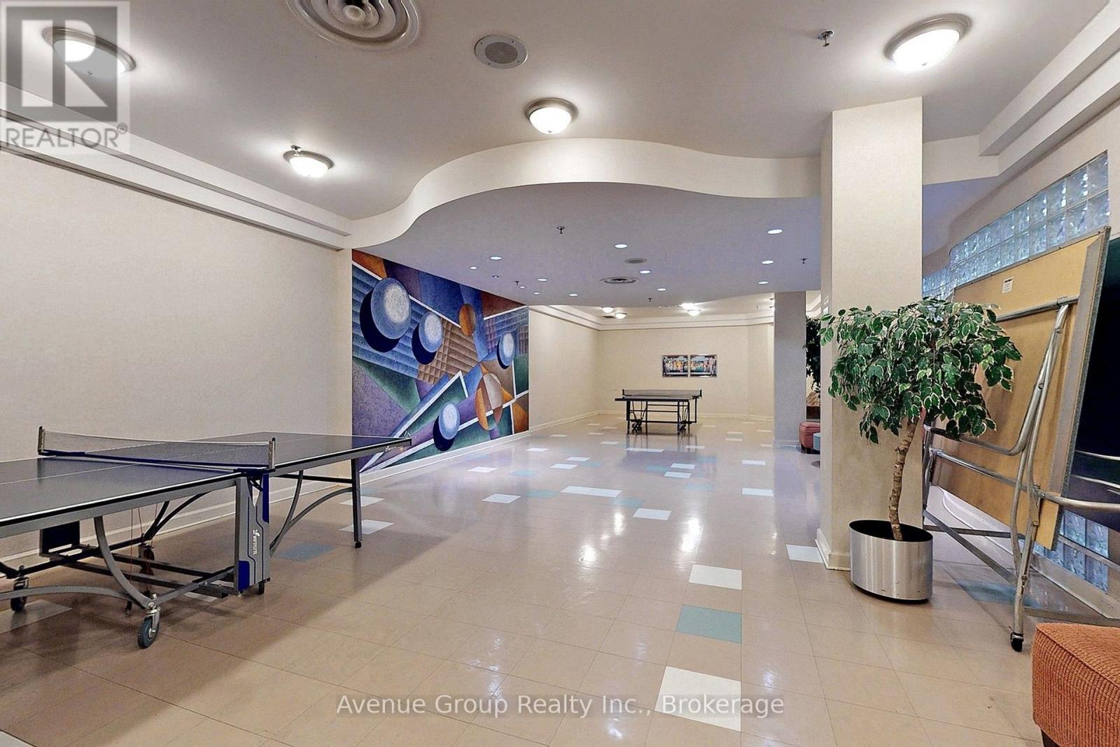 1527 - 68 Corporate Drive Property Photo 31