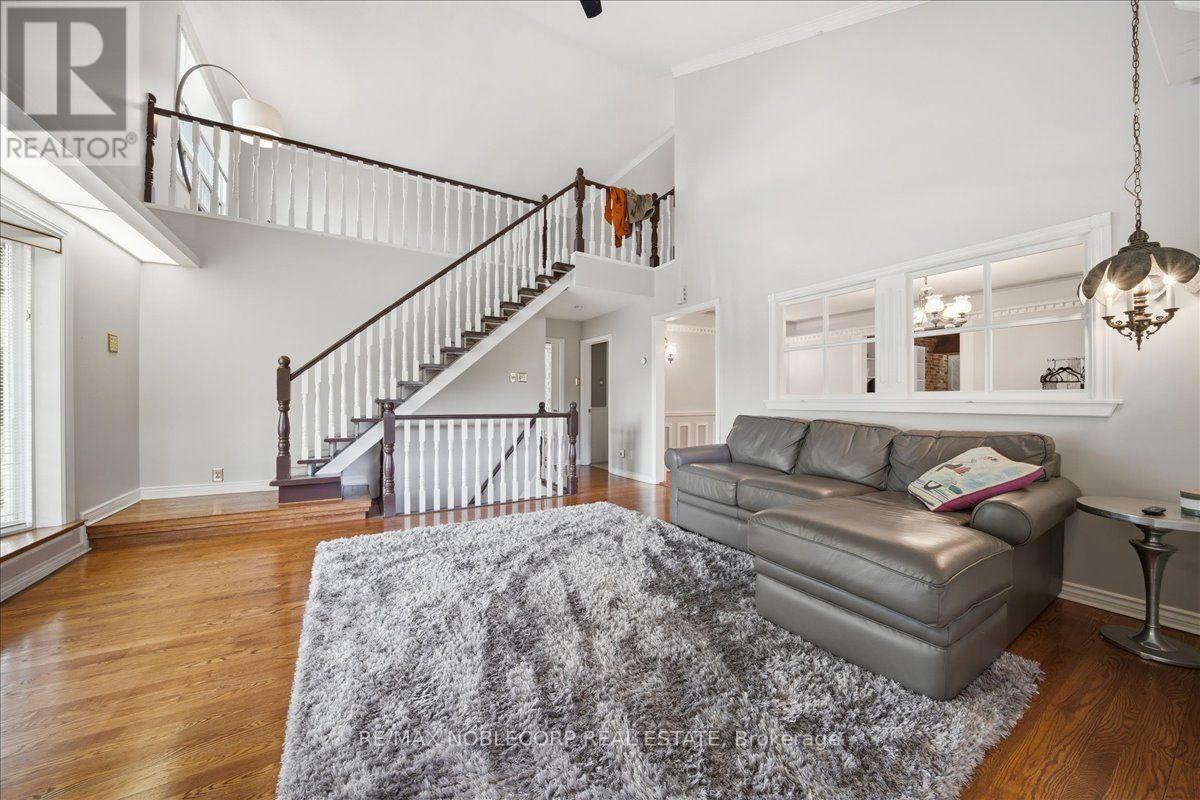 518 Rosebank Road Property Photo 16