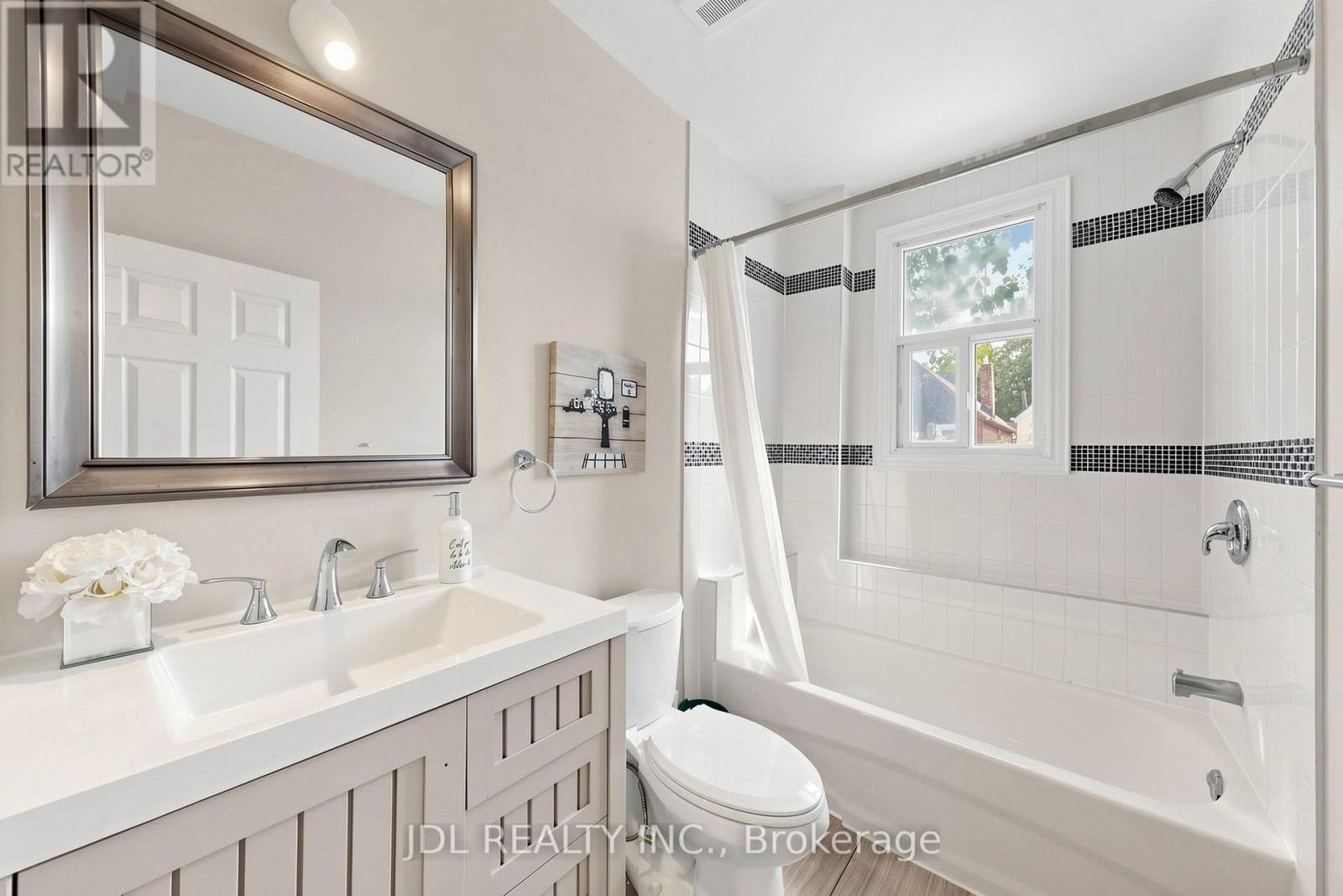 831 Pape Avenue Property Photo 24