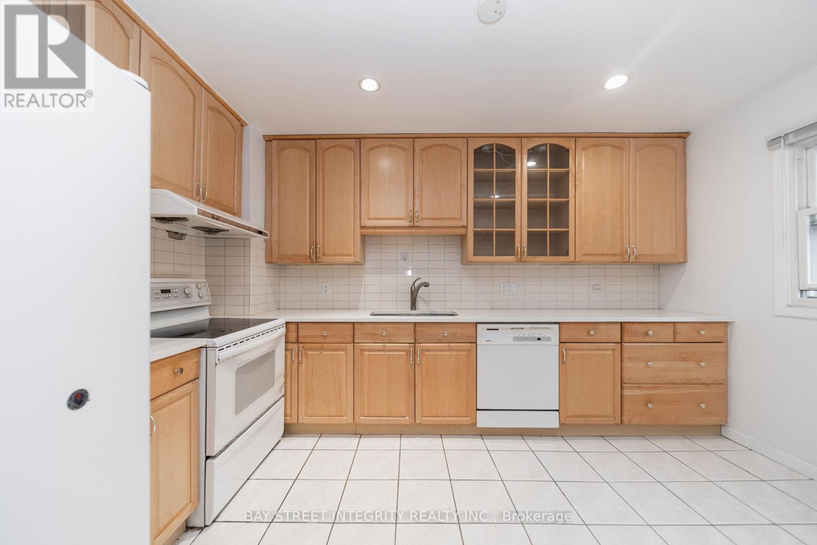 6 Sandy Haven Drive Property Photo 2