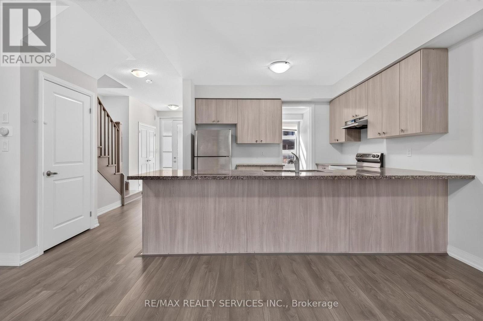 225 Coronation Road Property Photo 14