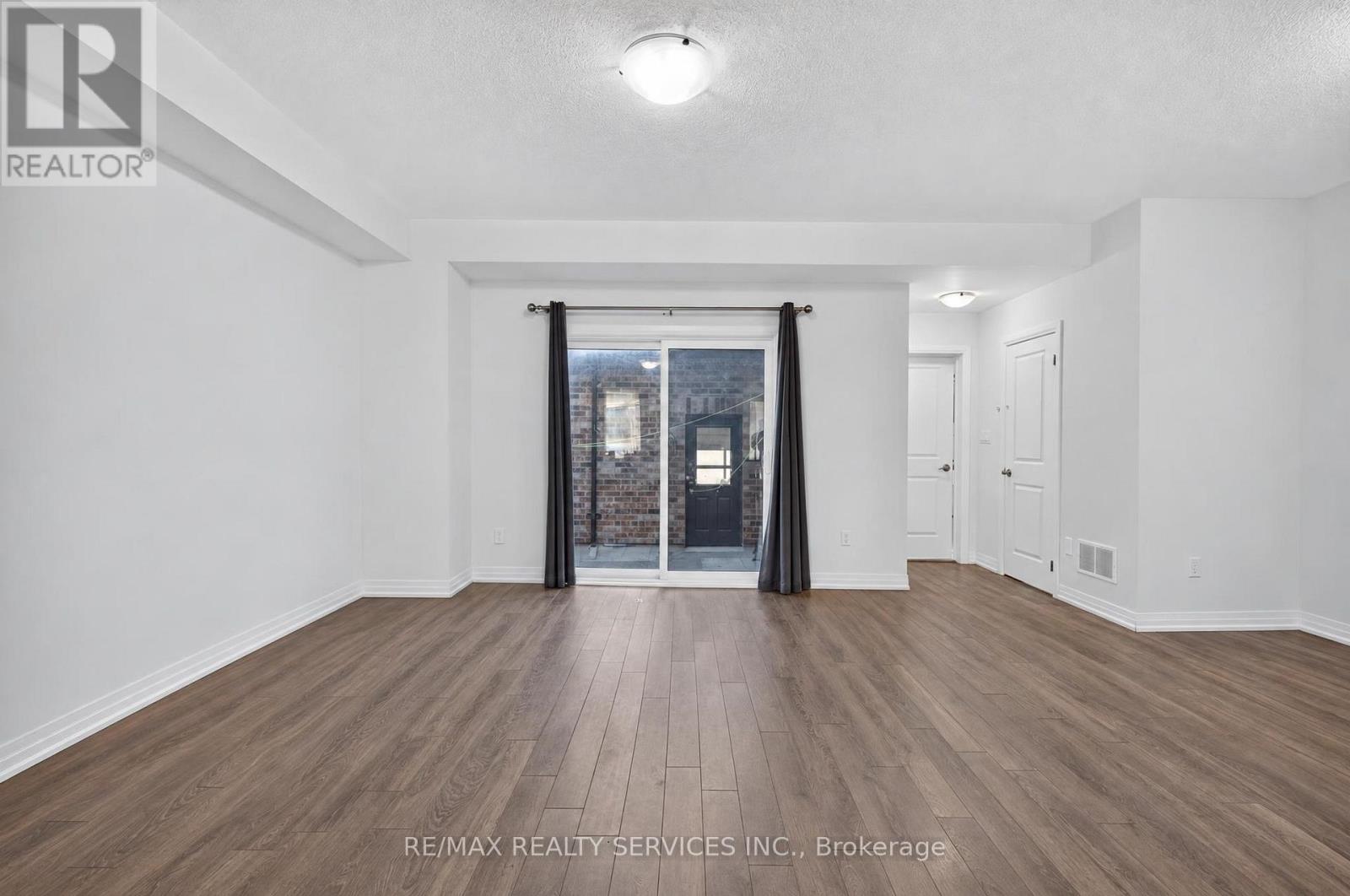 225 Coronation Road Property Photo 15