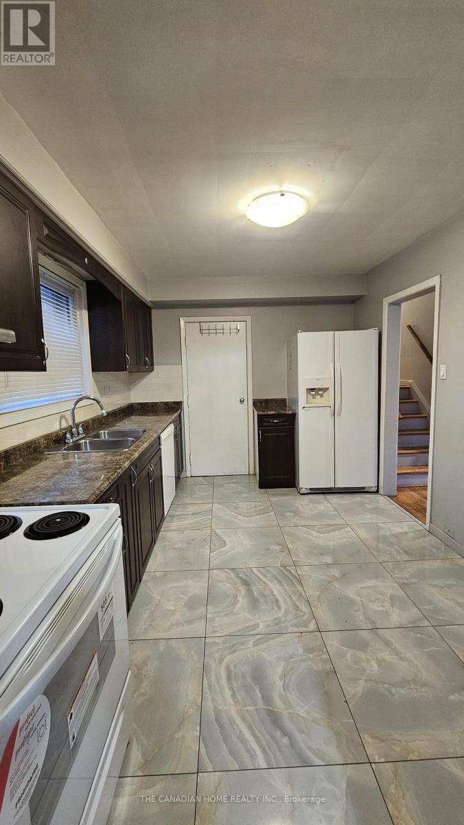 Main - 12 Aspendale Drive Property Photo 11