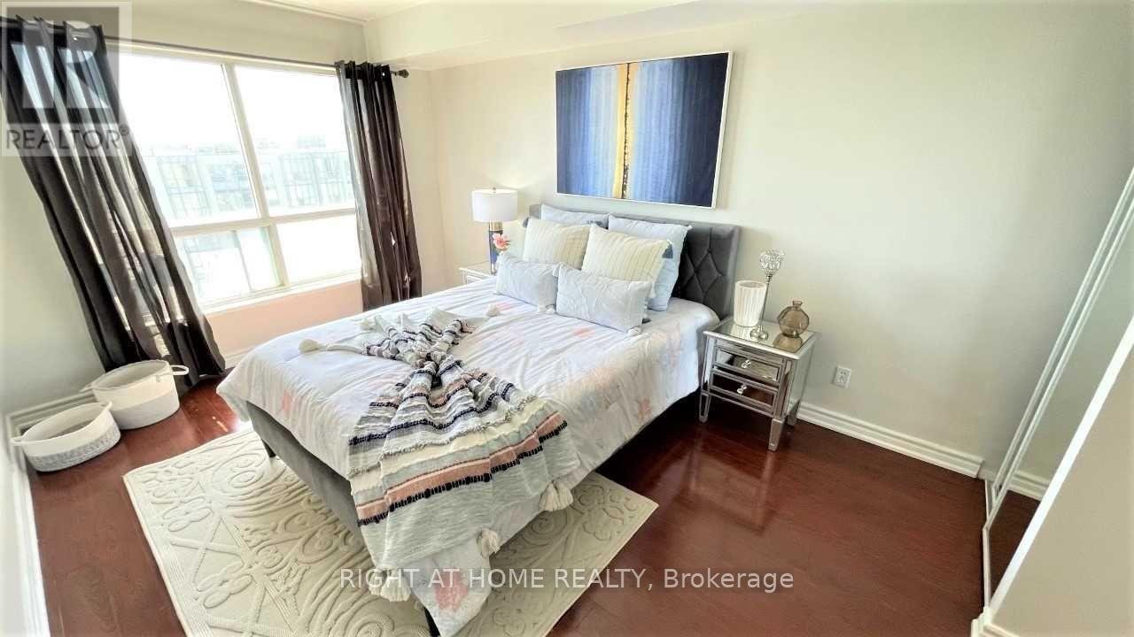 1504 - 1470 Midland Avenue Property Photo 7