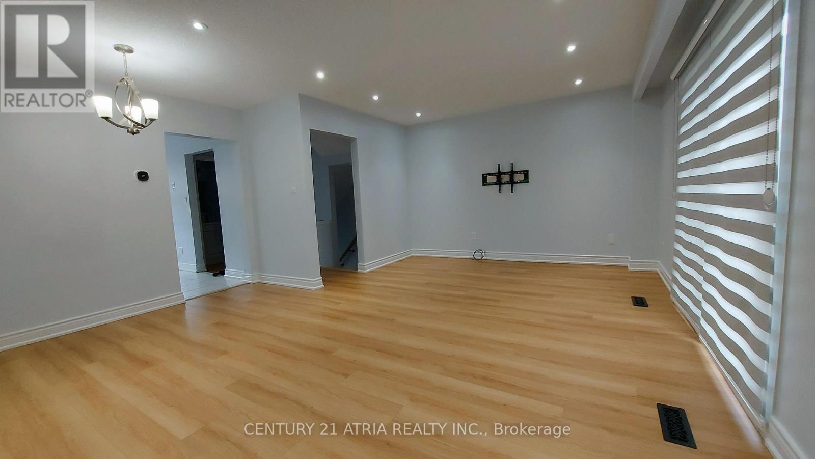 143 Purpledusk Trail Property Photo 7