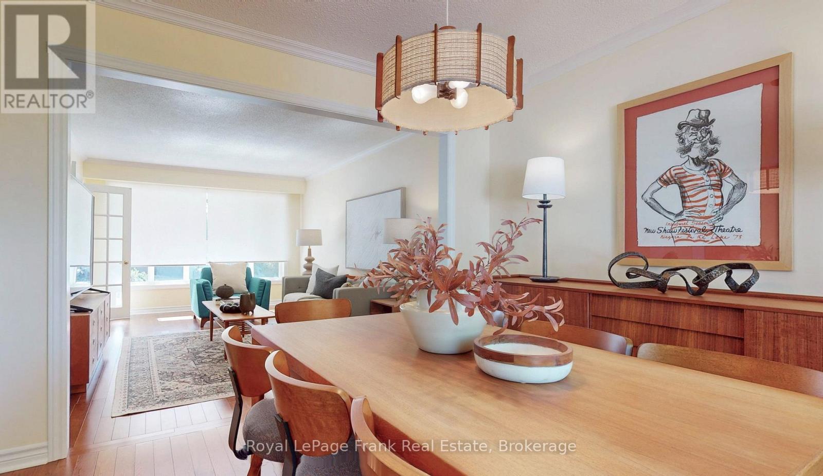 204 St John Street E Property Photo 22
