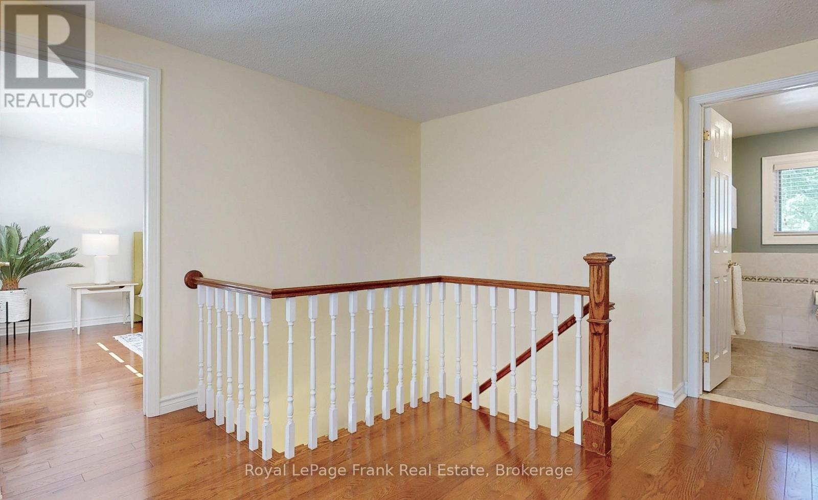 204 St John Street E Property Photo 25
