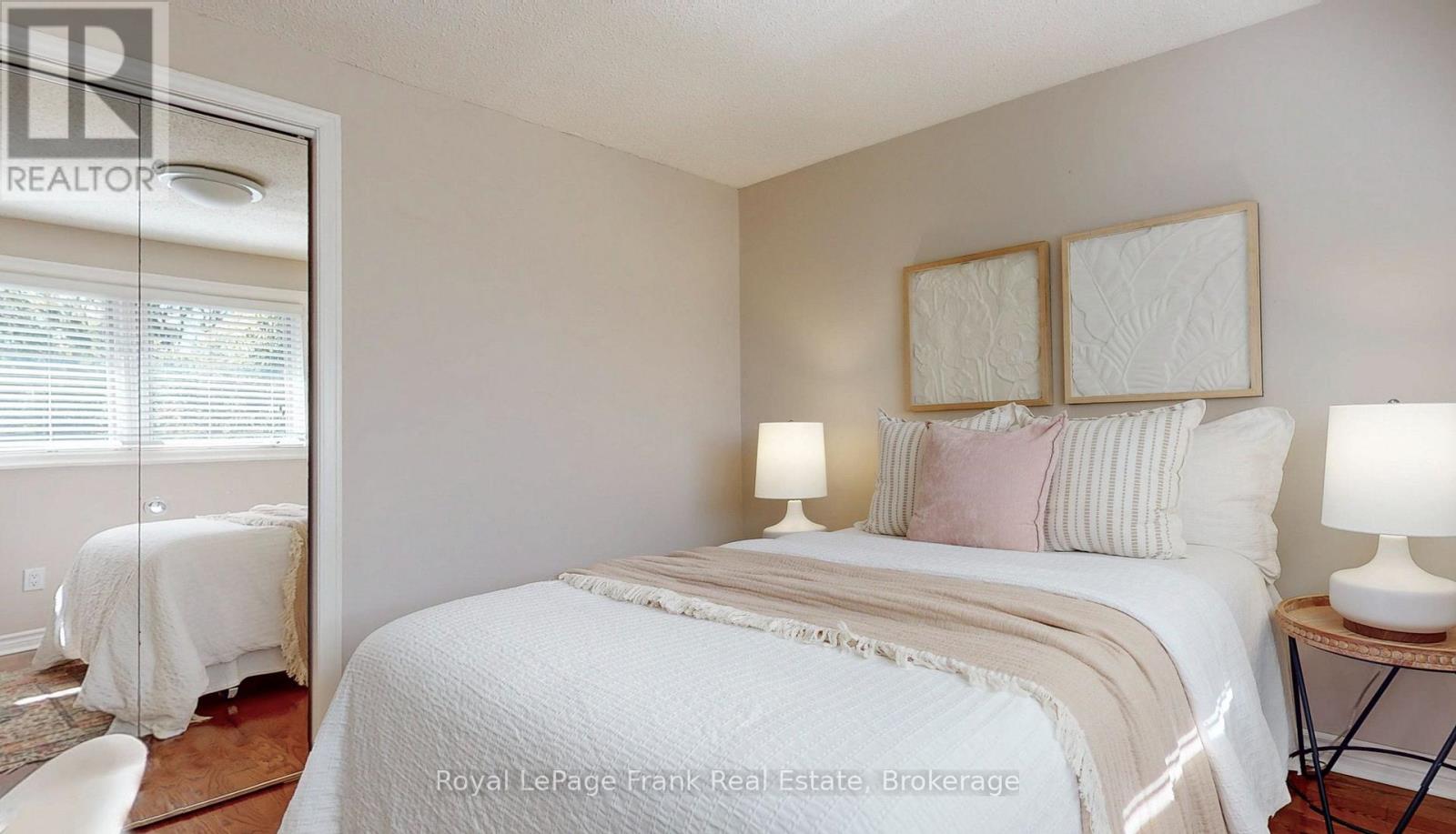 204 St John Street E Property Photo 33