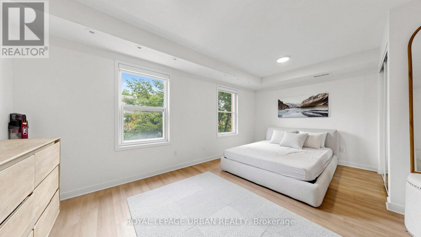 2 - 76 Munro Street Property Photo 21