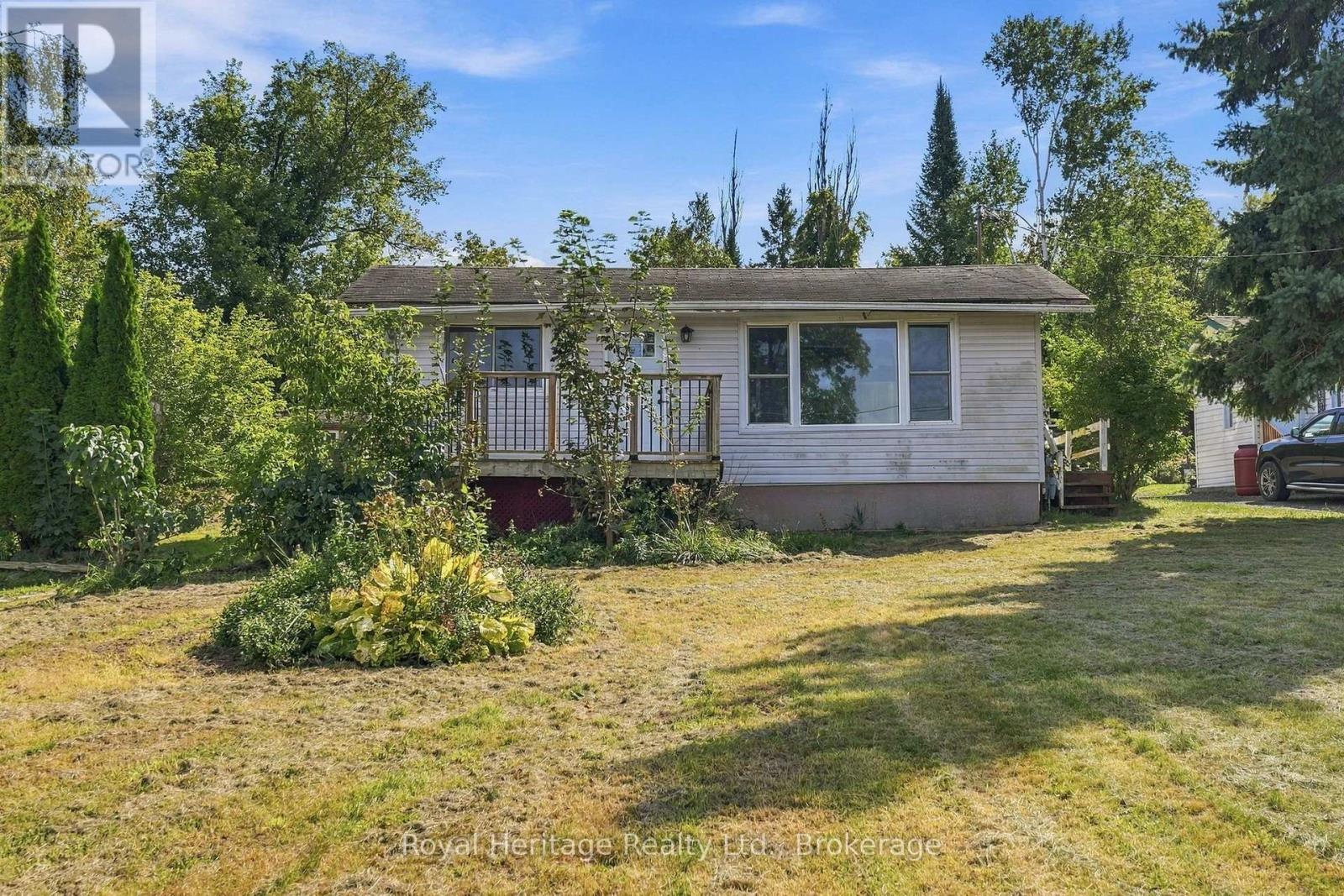 127 Coleman Crescent Property Photo 1