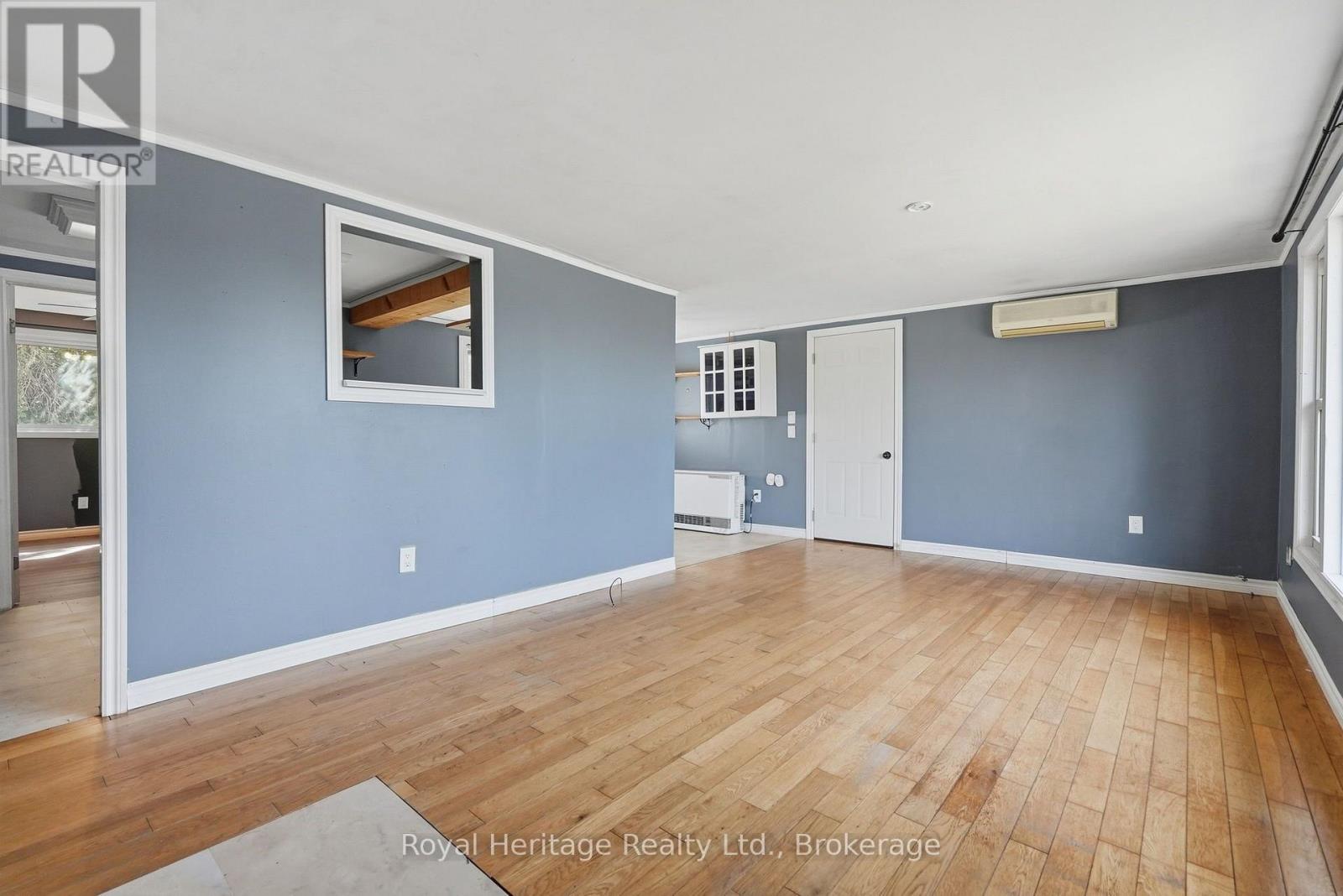 127 Coleman Crescent Property Photo 7