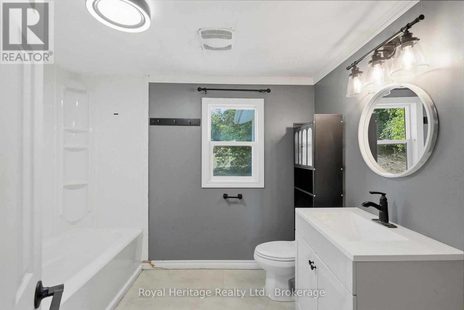 127 Coleman Crescent Property Photo 15