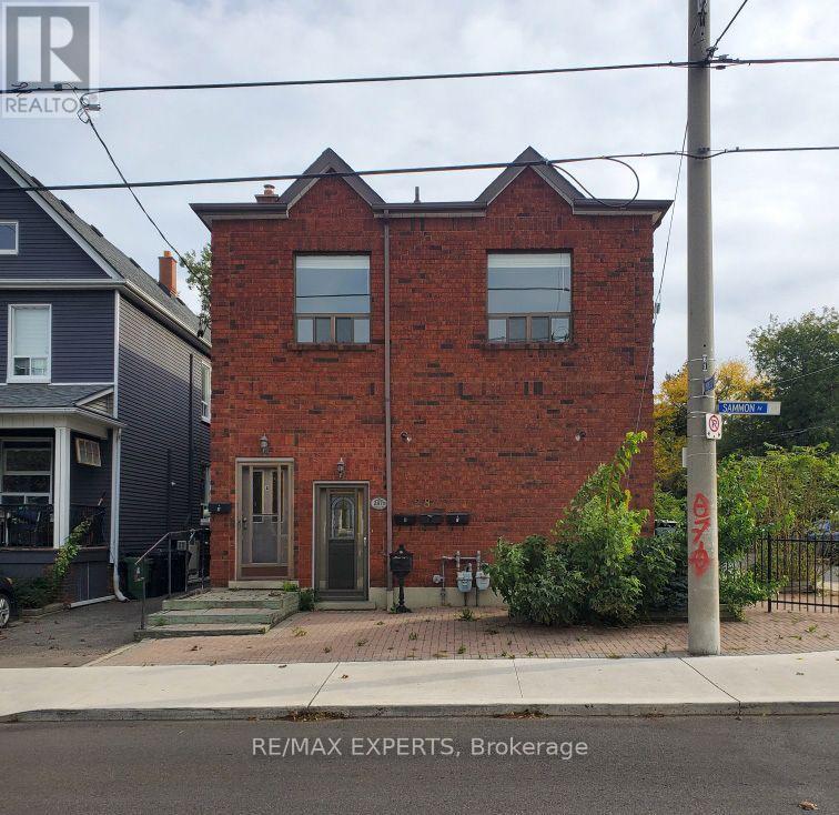 Unit D - 287 Sammon Avenue Property Photo 1