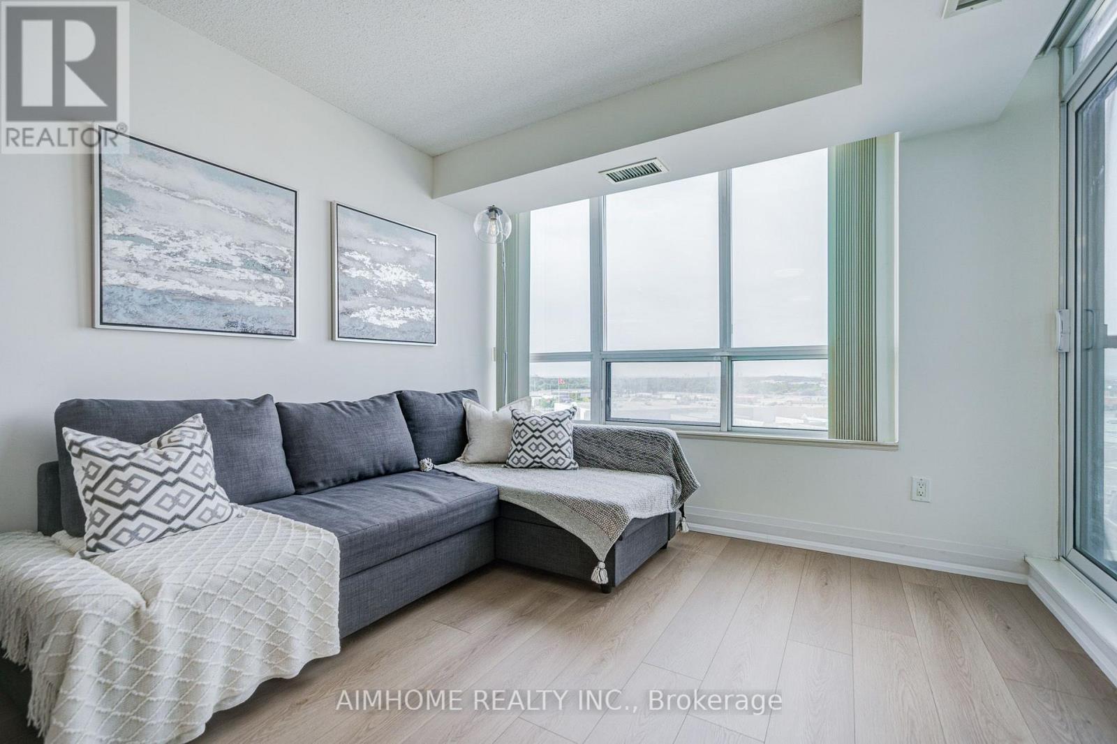 1107 - 60 Brian Harrison Way Property Photo 6