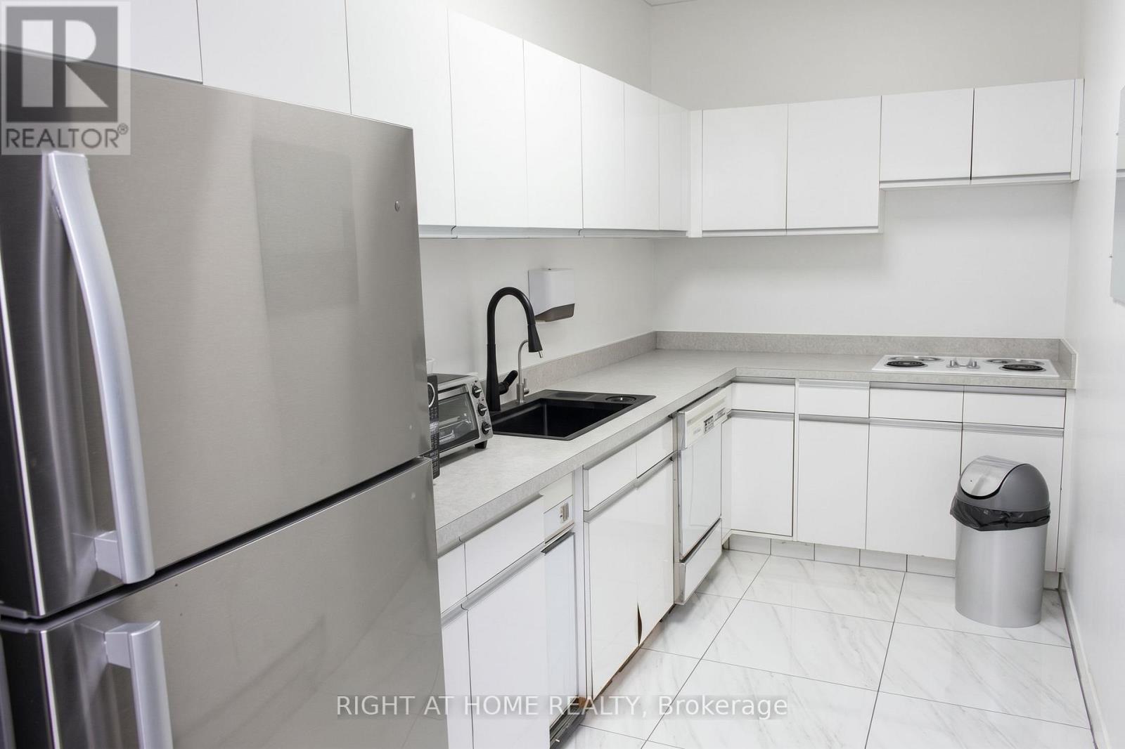 61 Maybrook Drive Property Photo 26