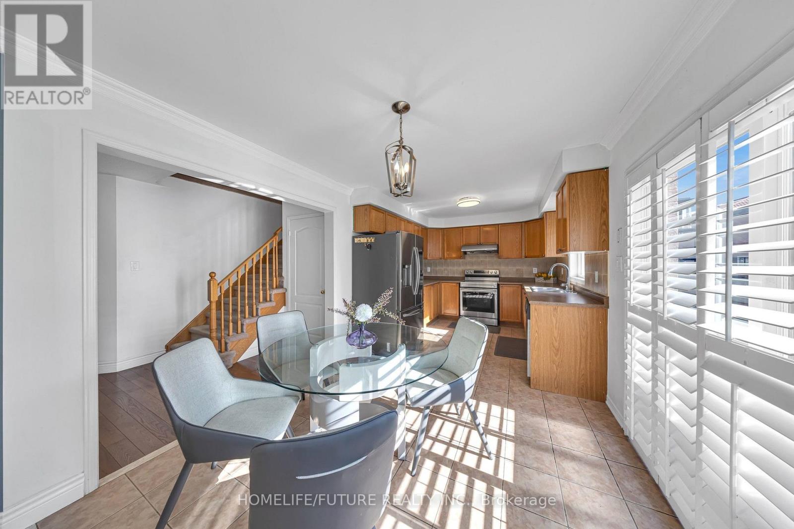 17 Grainger Crescent Property Photo 12