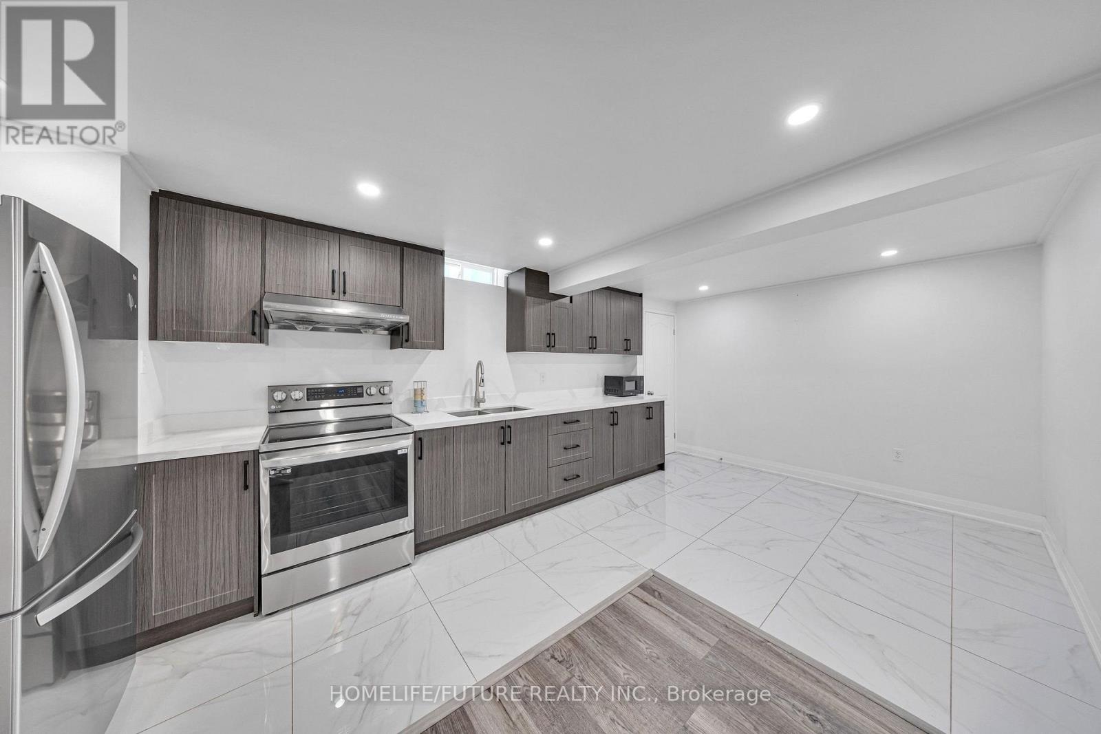 17 Grainger Crescent Property Photo 32
