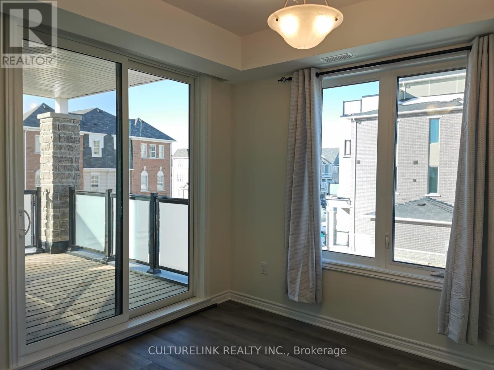 302 - 1034 Reflection Place Property Photo 15